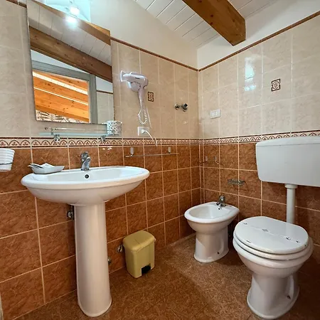 Perseo 3* Portopalo Di Capo Passero