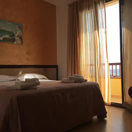 Perseo 3* Portopalo Di Capo Passero
